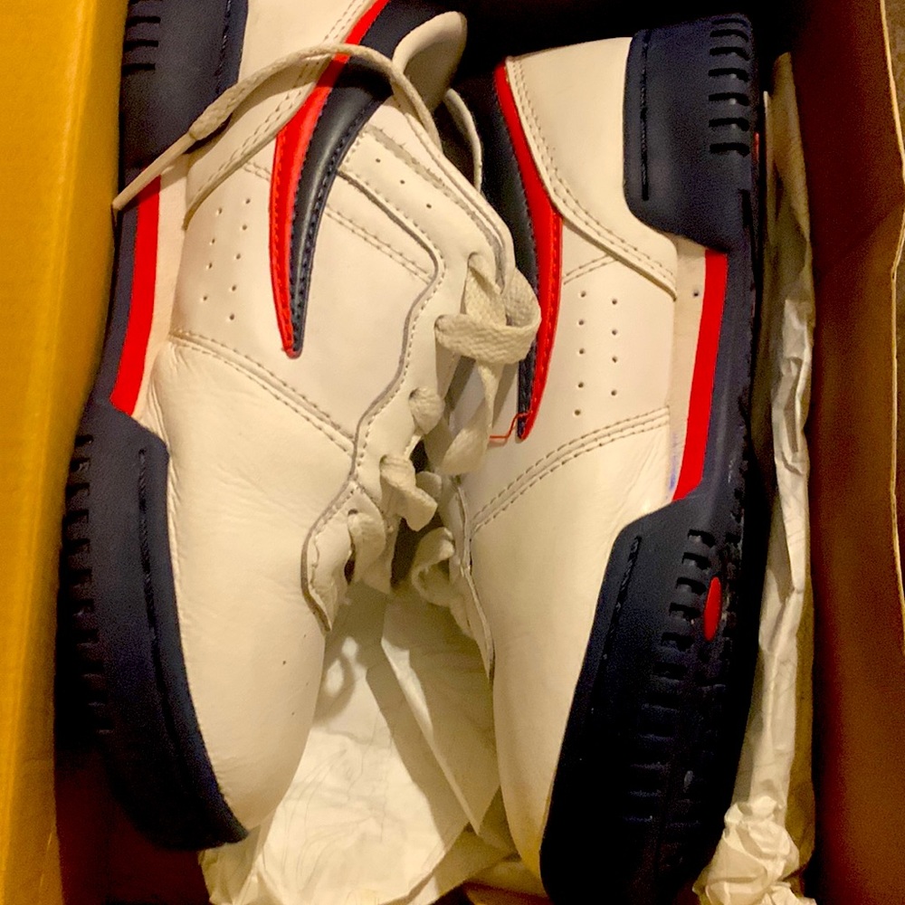 Boys low top Fila shoes